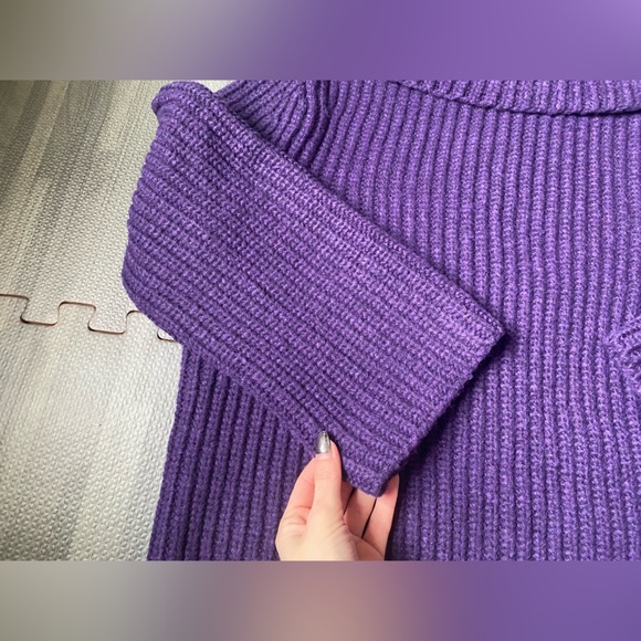 🏷️ 🛍️ NWT Express Ribbed Plum Perfect Cowl Neck Sweater 🏷️ 🛍️ - Picture 7 of 12